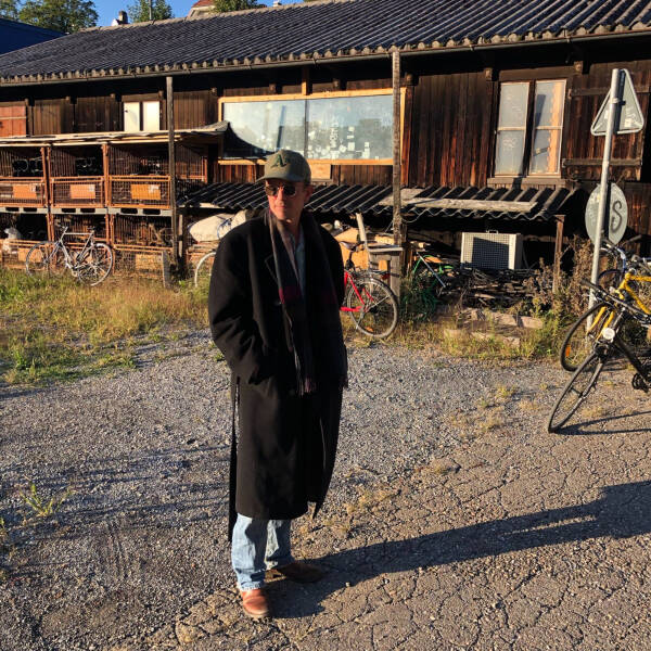 Starwhite Staehli feat. Children of Danger