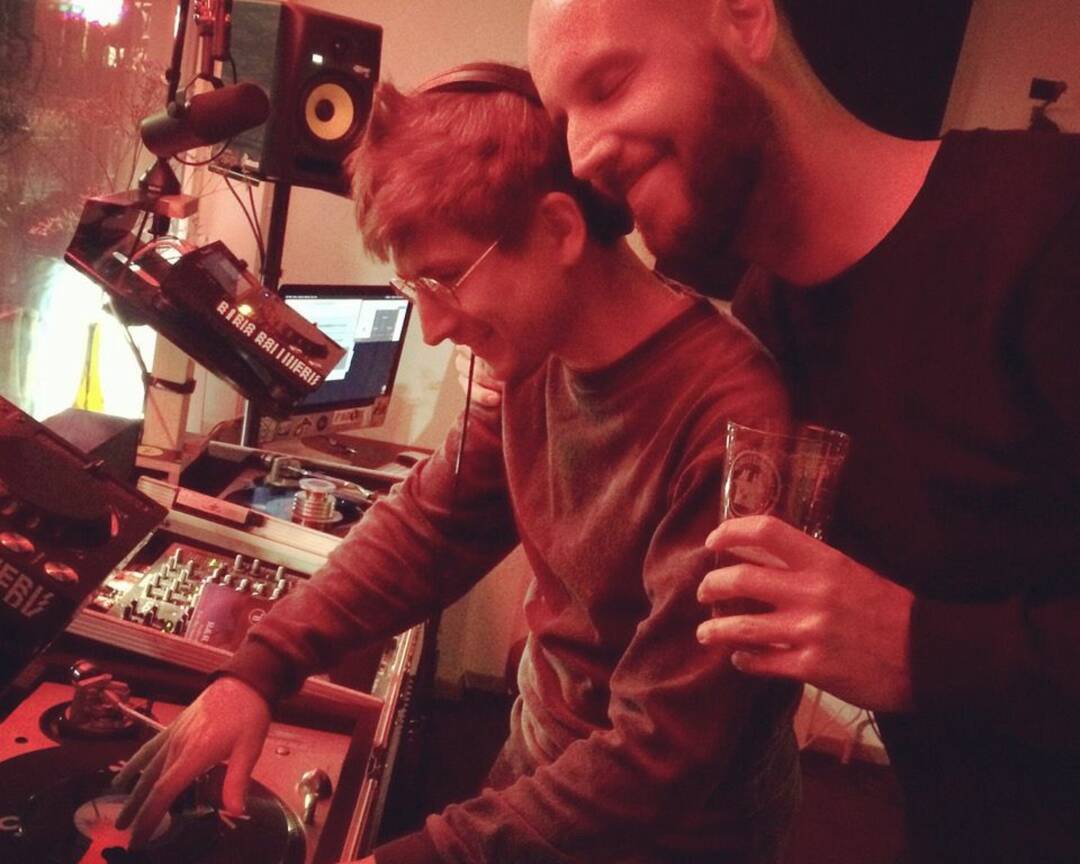 Bonzzaj Radio