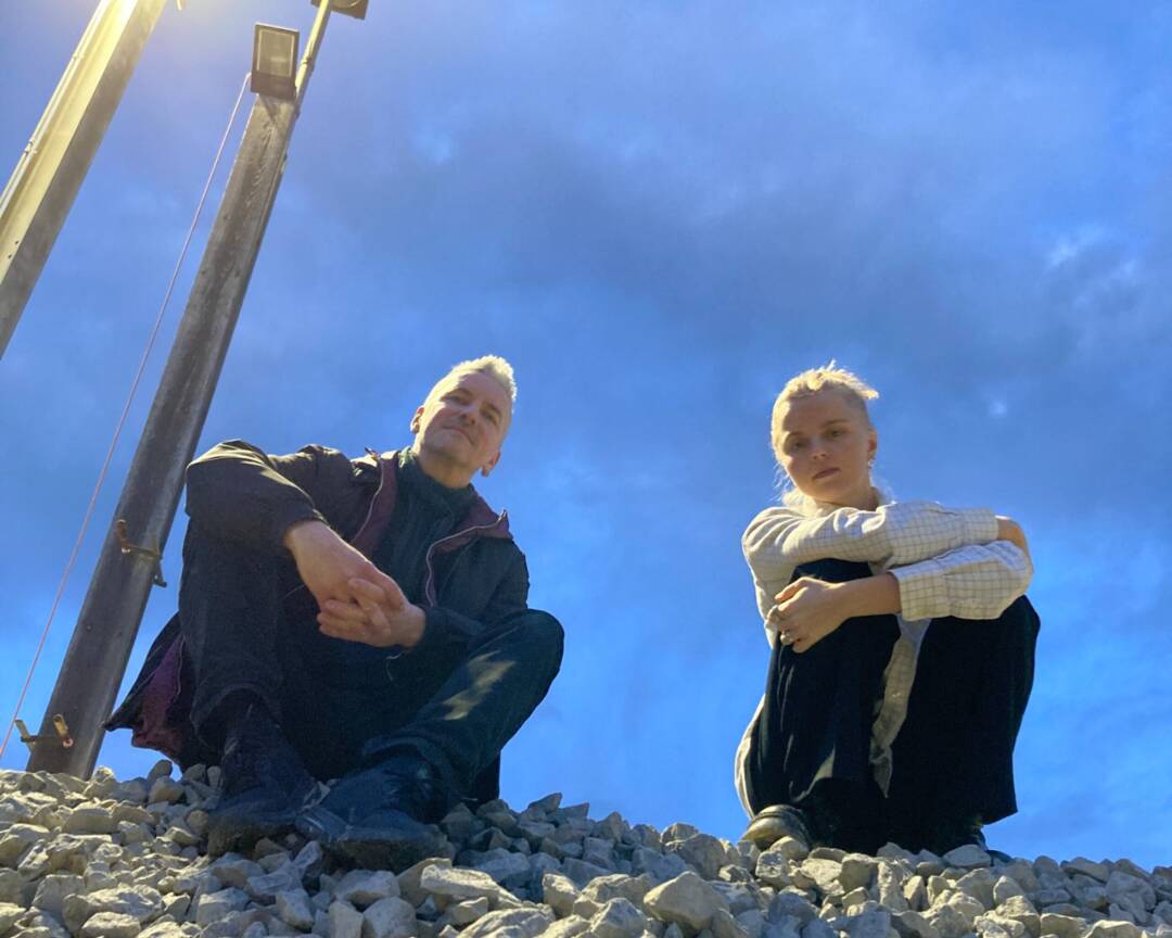 Dominika, Roger und Bully Fae Collins